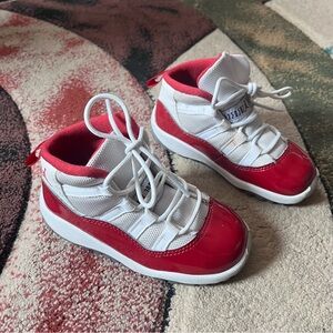 Size 8c Kids Jordan’s Cherry 11 Retros